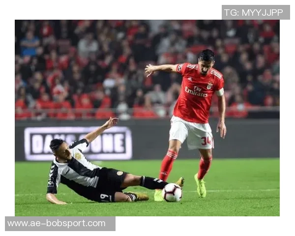 穆里尼奥面临严峻挑战本菲卡欧冠四连败后将迎战那不勒斯尤文和皇马 穆里尼奥面临严峻挑战本菲卡欧冠四连败后将迎战那不勒斯尤文和皇马