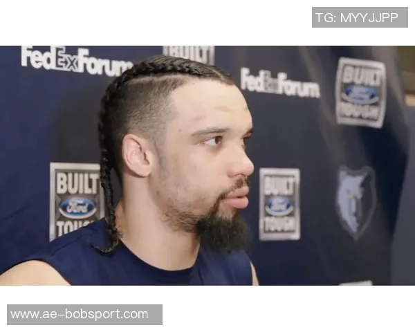 小里弗斯反击灰熊指责狄龙是毒瘤球队依旧问题重重态度不改见谁怼谁