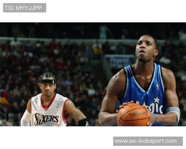 艾弗森赞库里比赛风格与竞争精神称其为篮球界的榜样值得学习